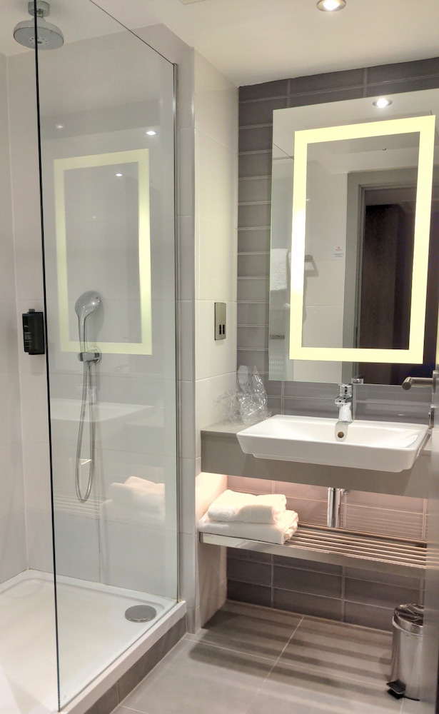 Clayton Hotel Dublin Airport Clayton Hotel Dublin Airport