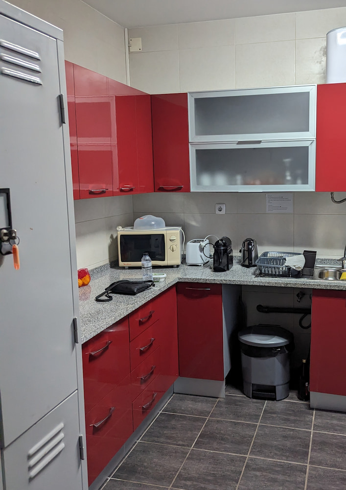 Sleep & Go Faro Airport Guest House Sleep & Go Faro Airport Guest House