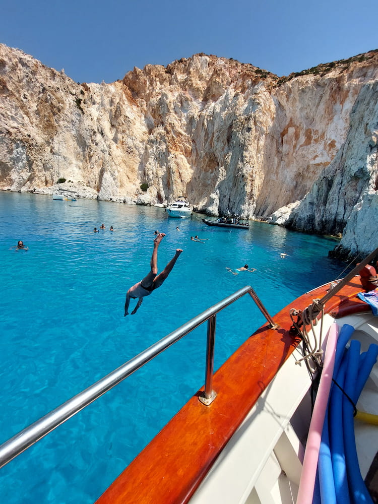 Adamas Milos Adamas Milos