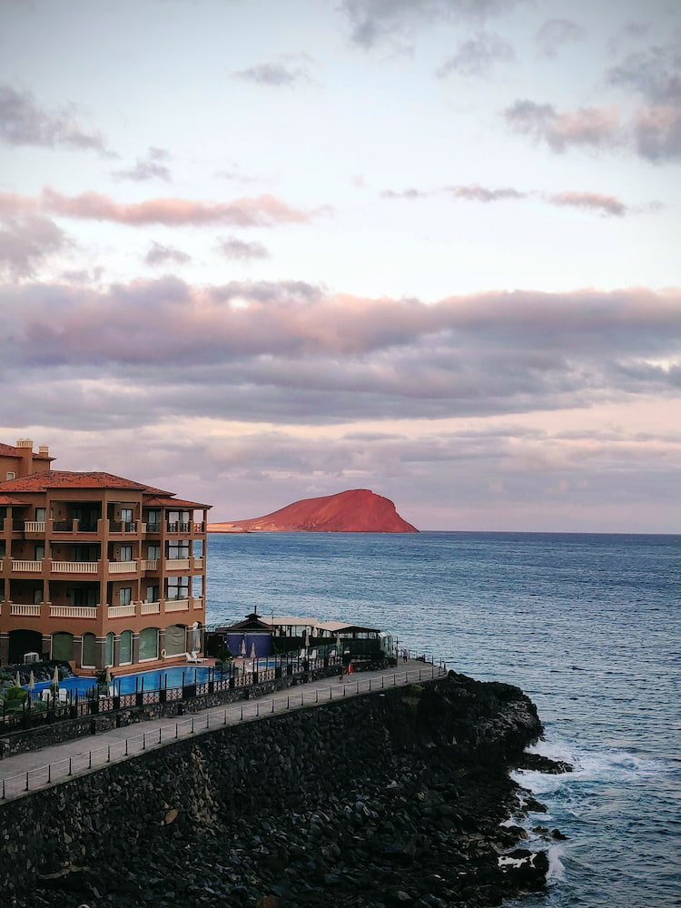 Montana Roja Montana Roja