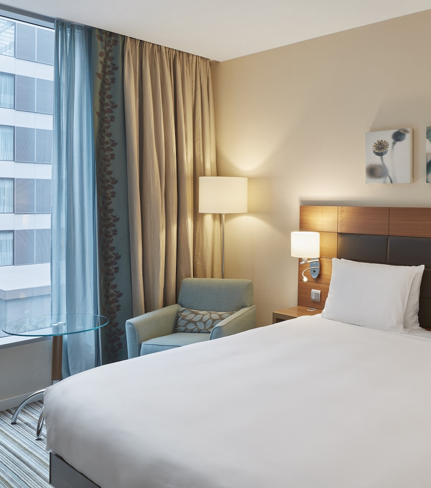 Hilton Garden Inn Frankfurt Airport Hilton Garden Inn Frankfurt Airport