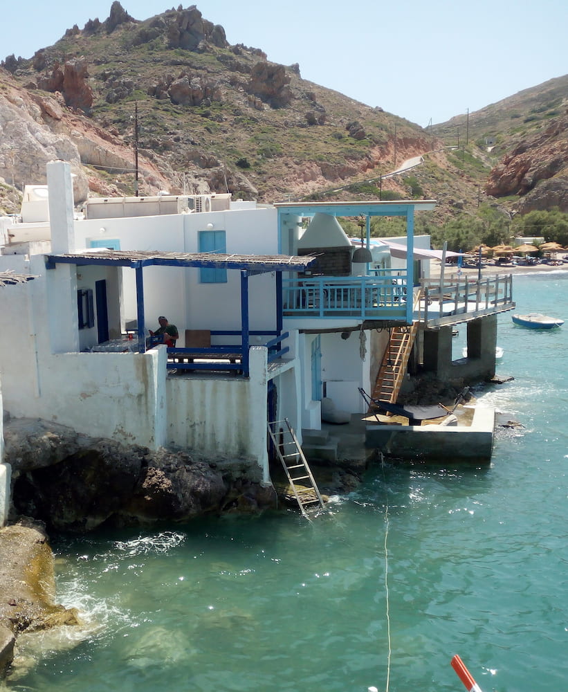 Triovasalos, Milos Triovasalos, Milos