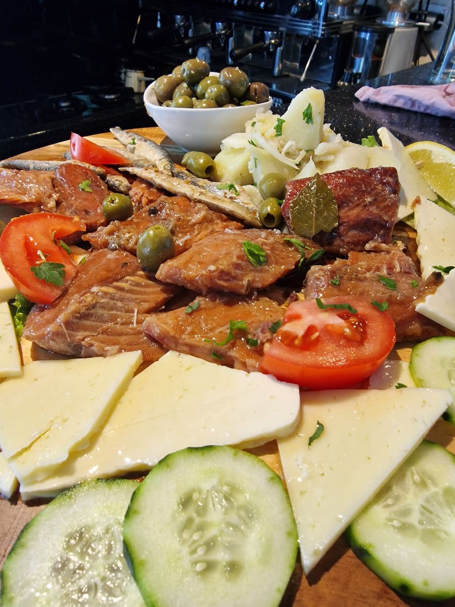 Cucina Lago di Skadar, Montenegro Cucina Lago di Skadar, Montenegro