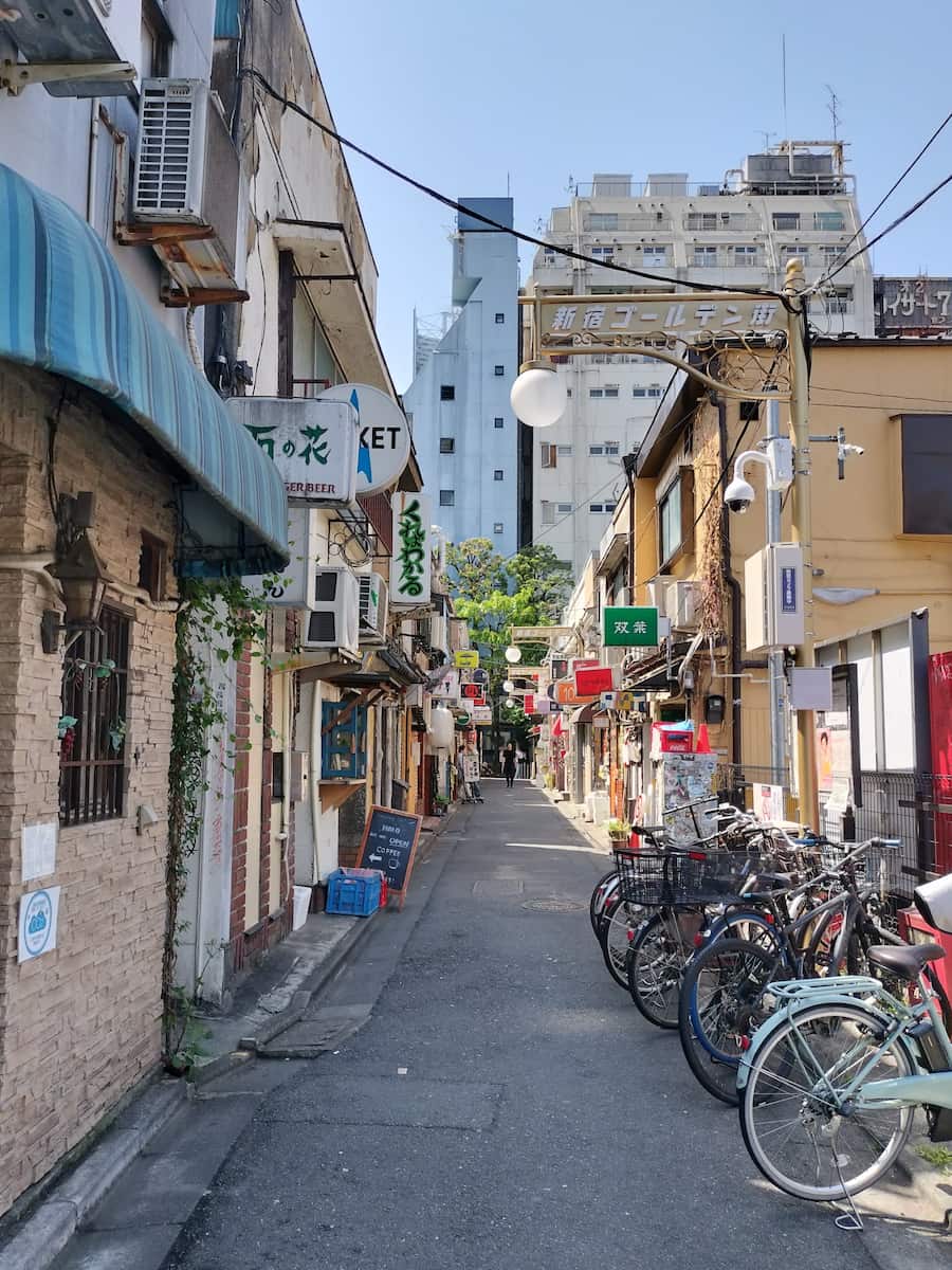 East_Shinjuku (2) East Shinjuku