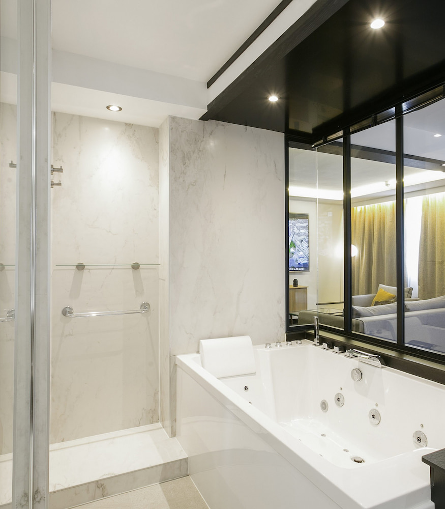 Mercure Bordeaux Aeroport Mercure Bordeaux Aeroport