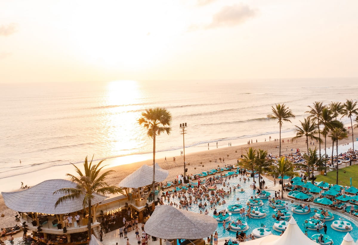 Finns Beach Club
