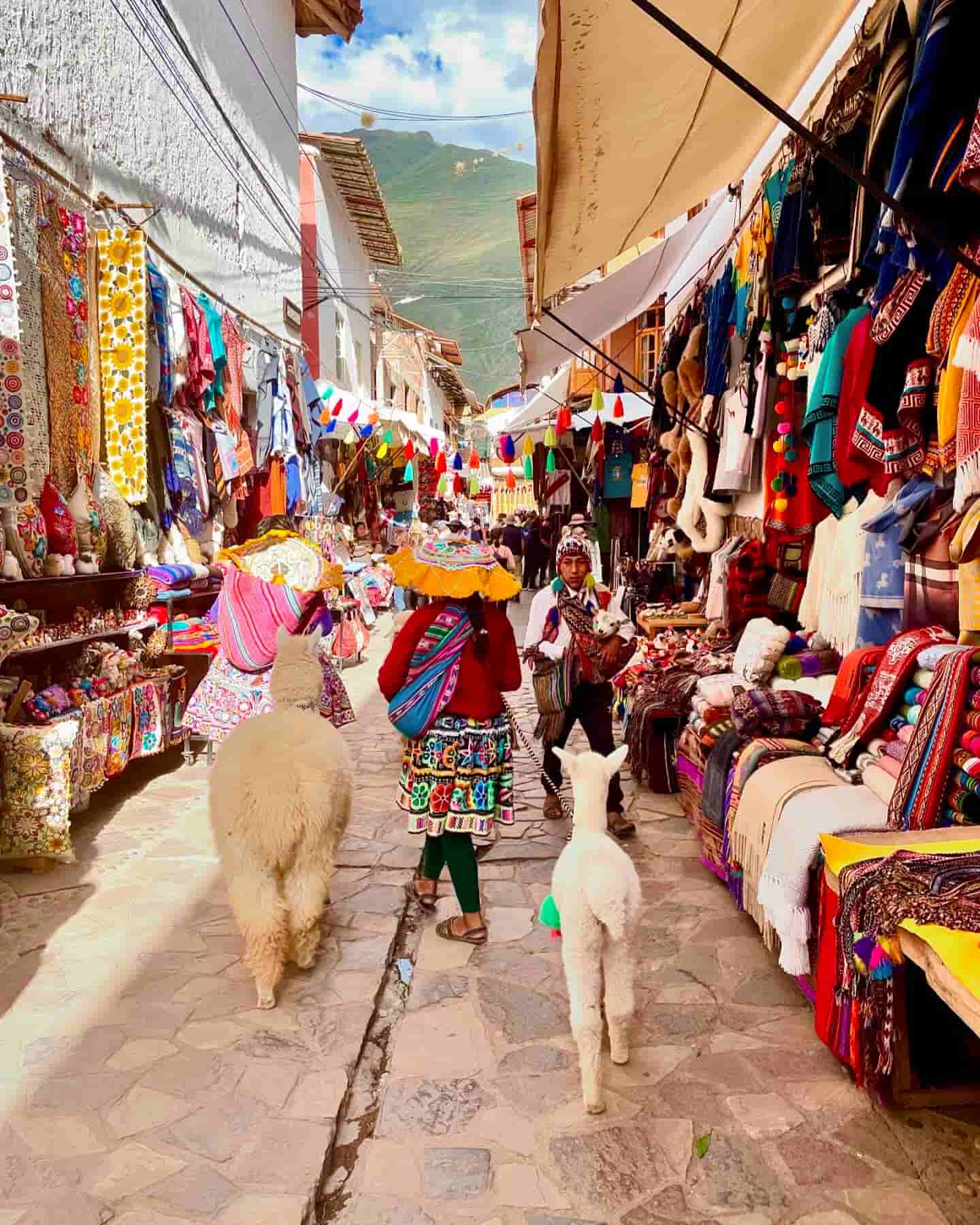 Pisac Market, Cusco Pisac Market, Cusco
