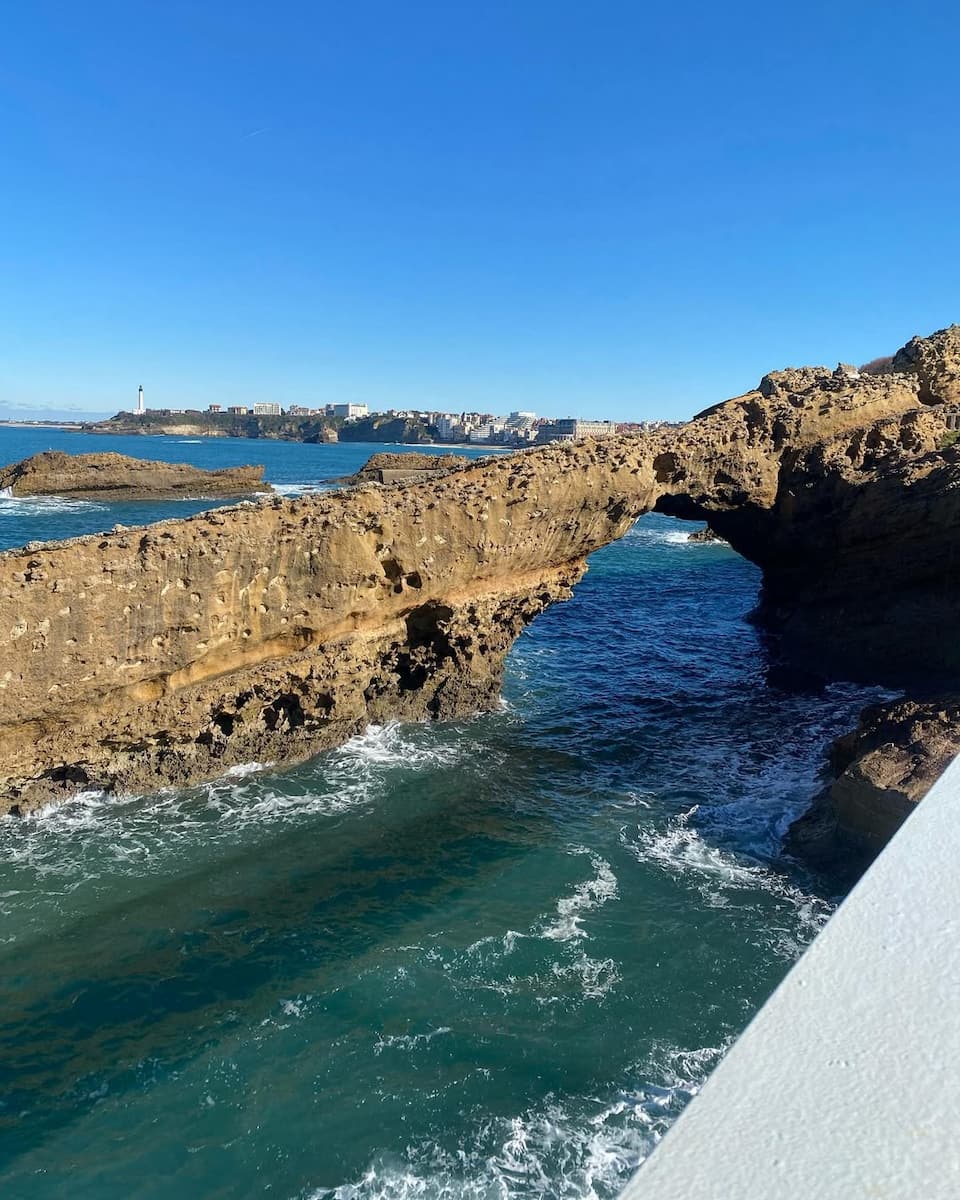 Rocher de la Vierge Rocher de la Vierge