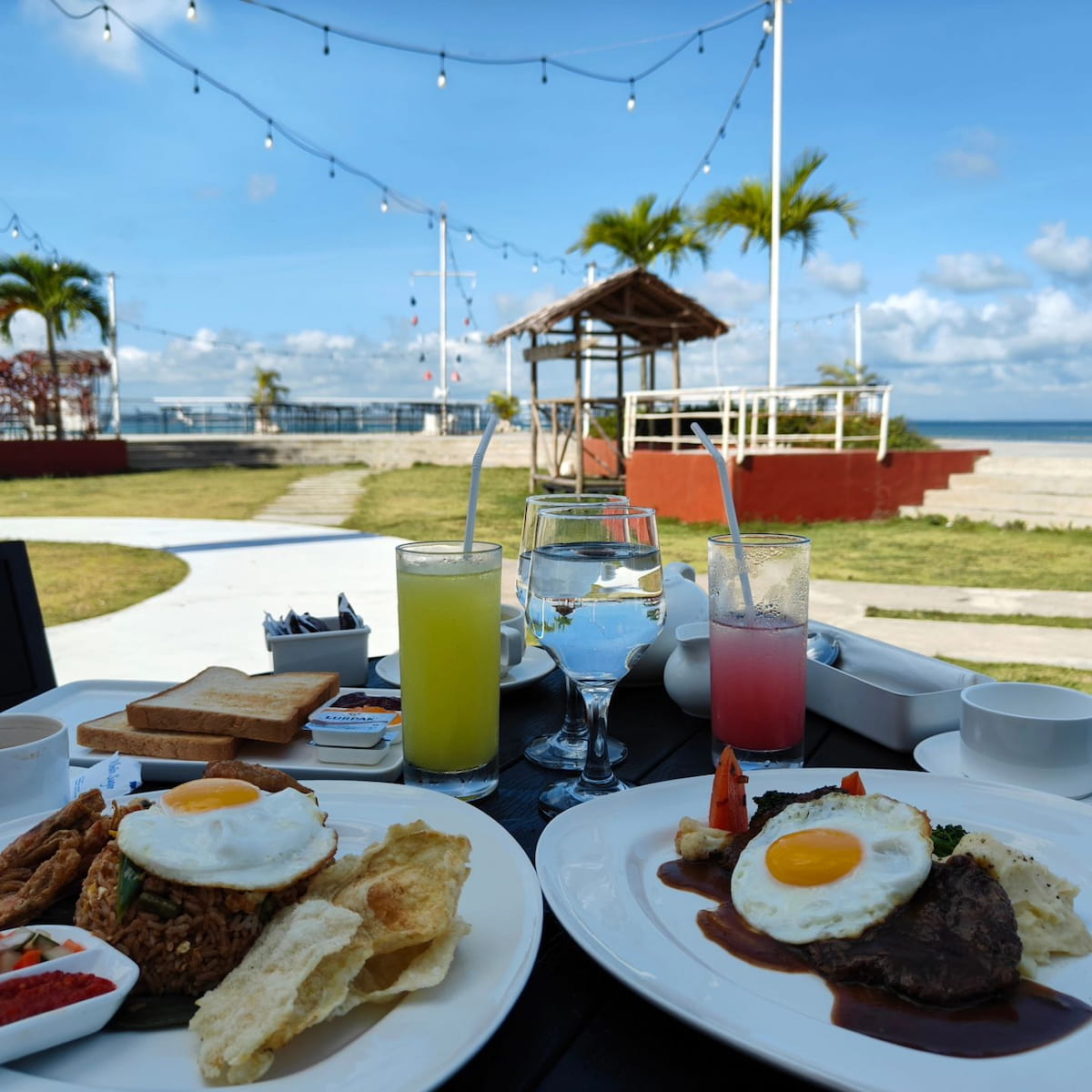 Doulos Phos The Ship Hote Doulos Phos The Ship Hote