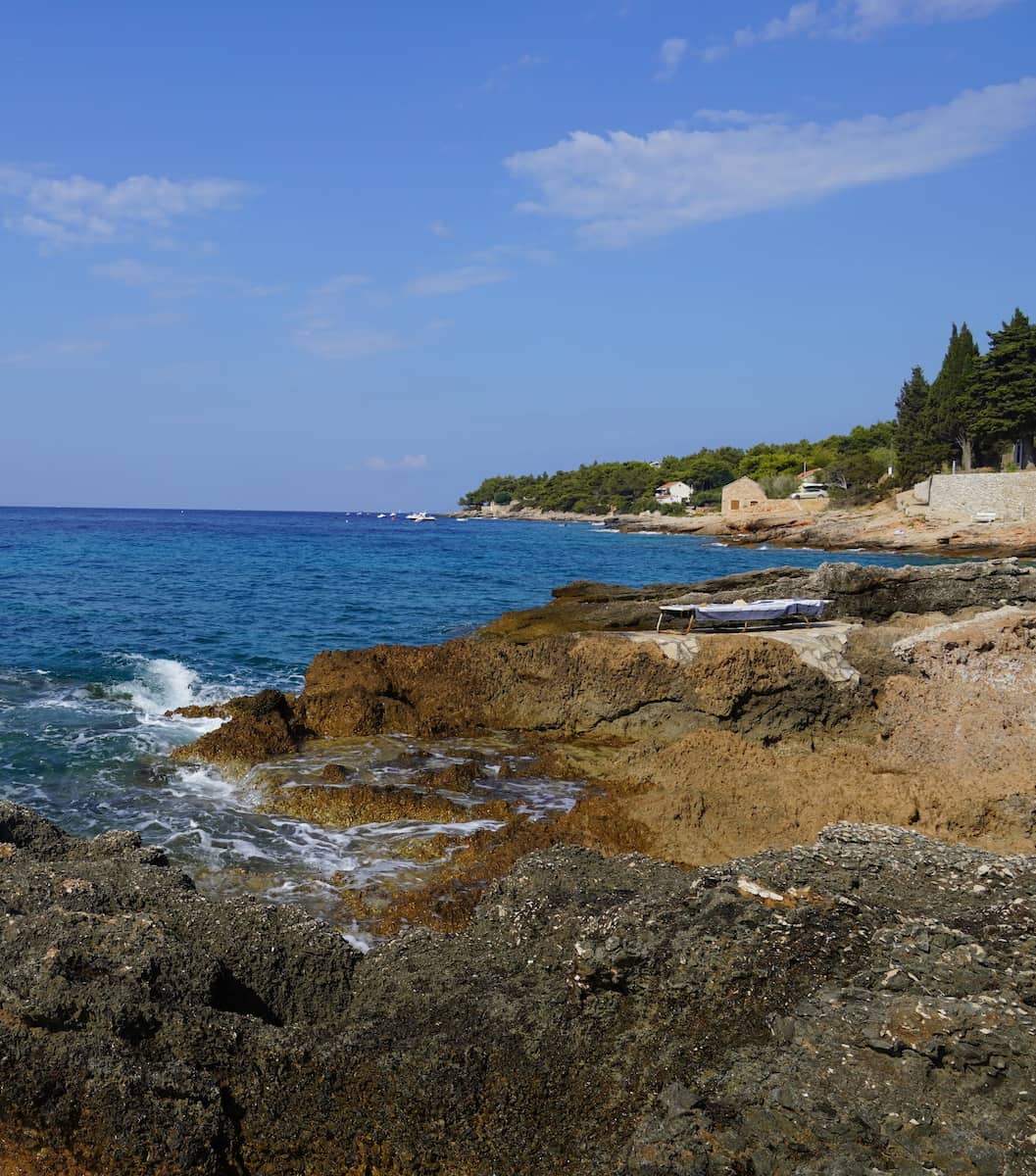 Hvar, Zavala Hvar, Zavala