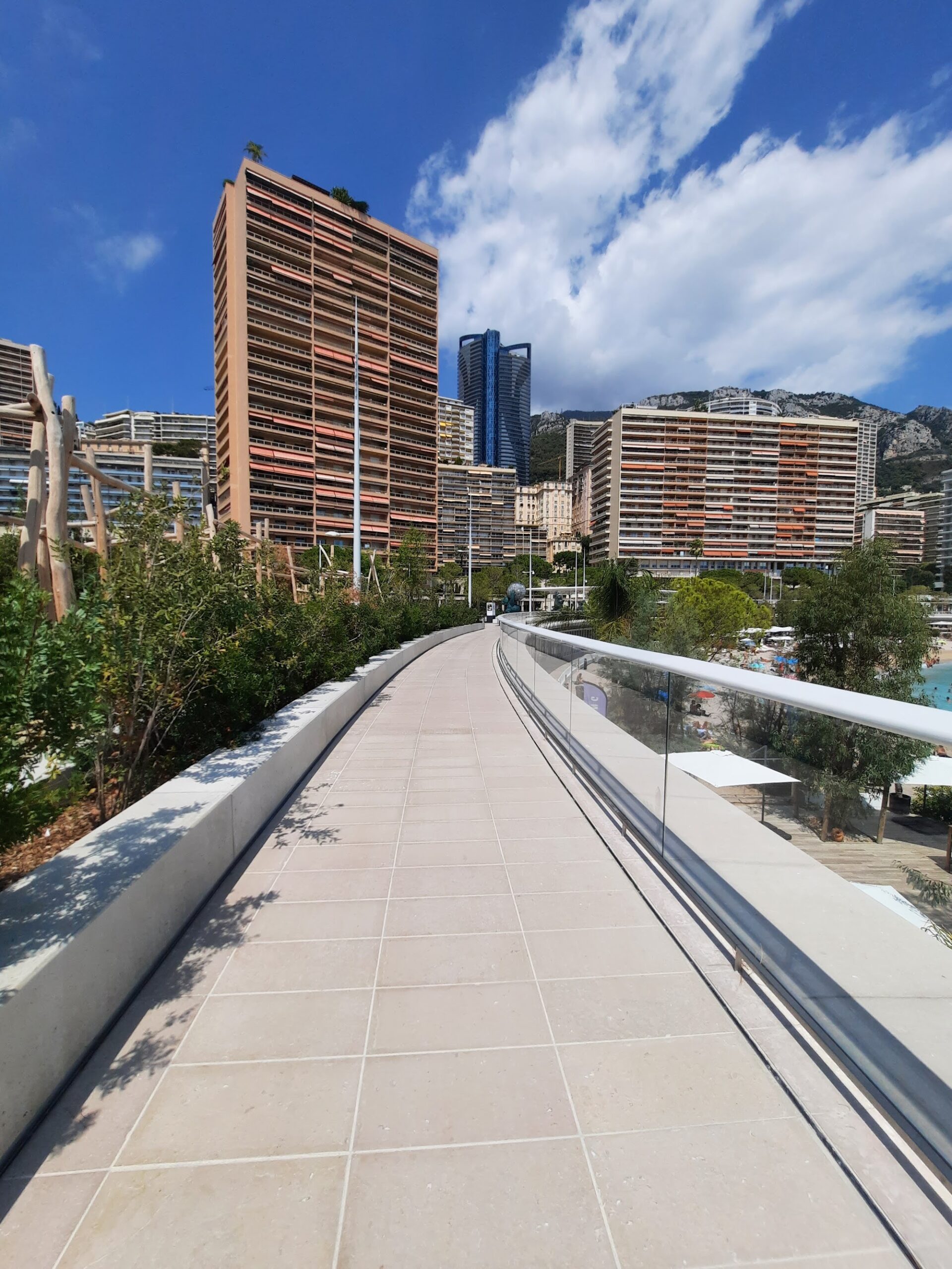 Monaco, spiaggia del Larvotto Monaco, spiaggia del Larvotto