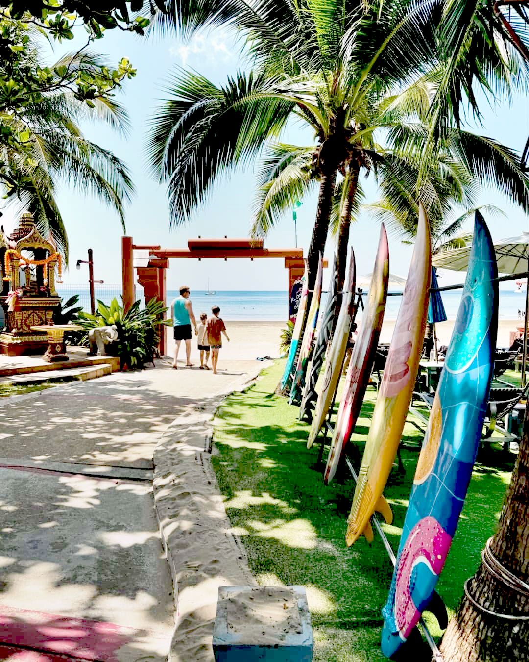 Klong Dao Beach, Koh Lanta Klong Dao Beach, Koh Lanta