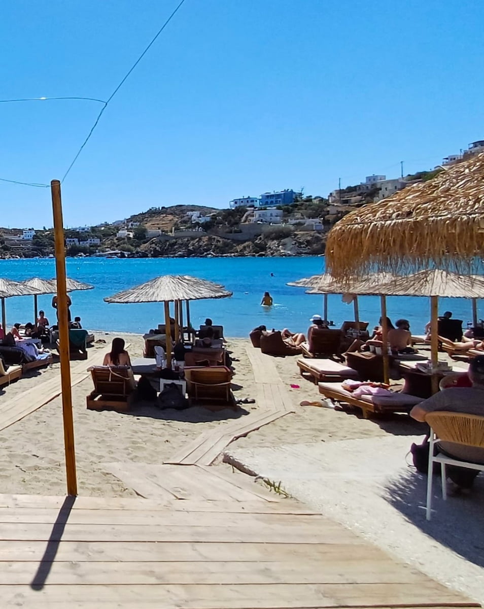Vari Beach, Syros Vari Beach, Syros