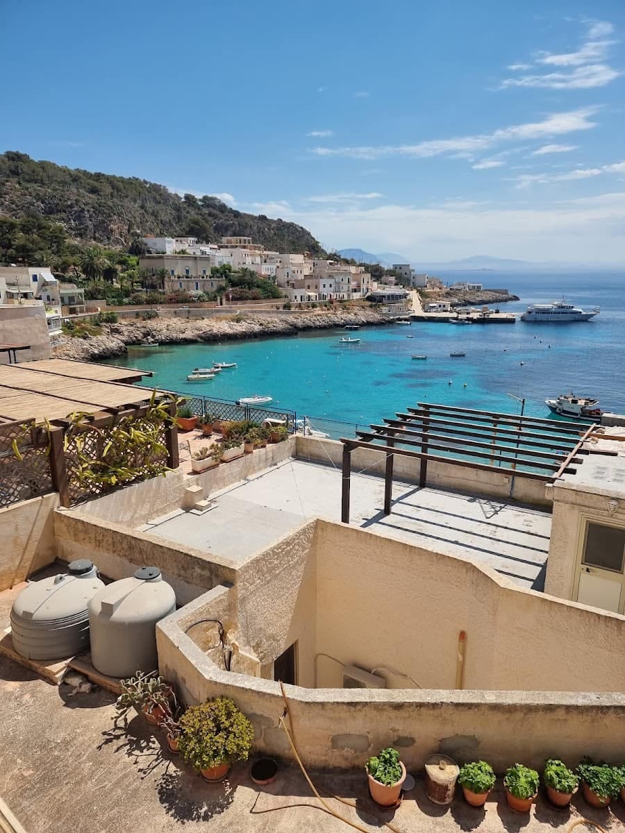 Levanzo, Favignana Levanzo, Favignana