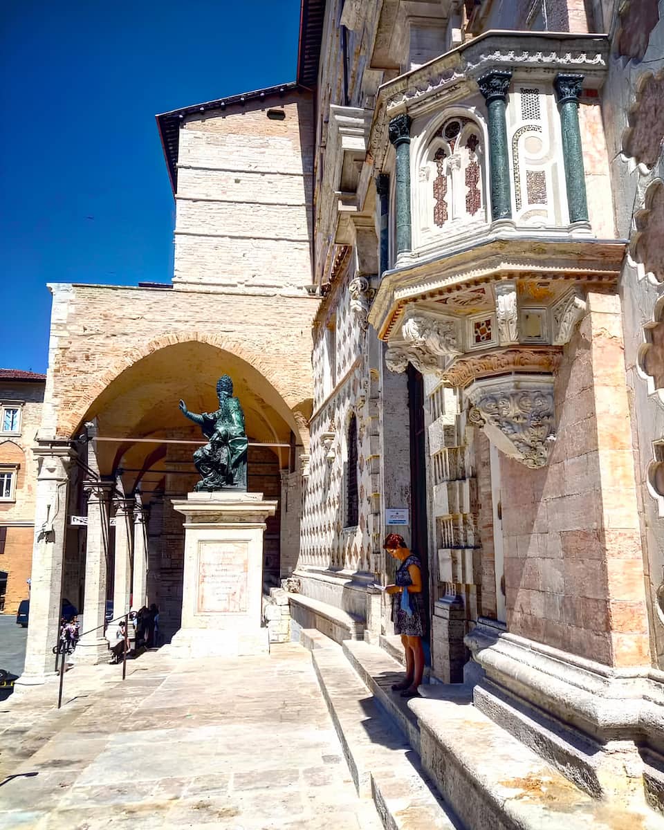 Piazza IV Novembre, Perugia Piazza IV Novembre, Perugia