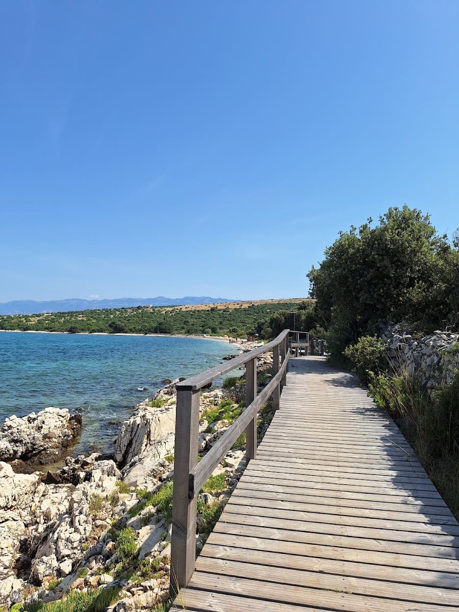 Plaza Girenica, Pag Plaza Girenica, Pag